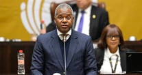 Leefstyloudits wink ook vir munisipaliteite, sê minister