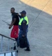 Aggressiewe passasier kry rekening omdat FlySafair vlug moes herlei