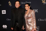 ­Huishoudsters beweer Smokey Robinson het hulle oor jare heen seksueel aangerand