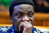 Omstrede Nigeriese pastoor Omotoso wéér in hegtenis