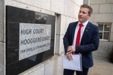 Vaderland-stigting dien hofstukke in om Onteieningswet te betwis