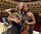 ‘Musiek-besties’ van Oranje Meisies speel saam in Carnegie Hall