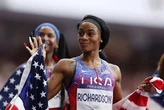Wêreldkampioen in 100 m vir vroue in hegtenis vir gesinsgeweld
