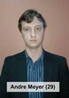 Sjef van Bloem verbied om met kinders te werk ná foto’s in kleedkamer