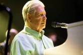 Brian Wilson, stigterslid van The Beach Boys, sterf op 82