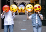 Pasop wat jy tik: Emoji’s is ’n mynveld by die werk
