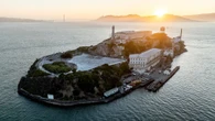 Trump wil berugte Alcatraz heropen vir ‘afval van die samelewing’