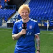 Ed Sheeran dra Ipswich se nr. 17-trui