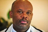 Hoekom word Sibiya nie geskors, vra Ian Cameron