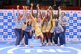 Fireballs maak dit 14 uit 14 en spog met 2de nasionale titel