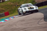 Haastige Kapenaar maak weer stem dik in Britse Porsche-reeks