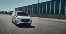 Ry-indruk: Ford se nuwe bussie gee die pas aan