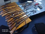 Man (69) aan Weskus gearresteer weens 15 gewere, handgranaat