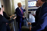 Trump sê Amerika moet Gasa in ‘vryheidsone’ verander