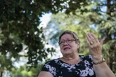 Aan diens beseer? Polisielid, jy kan maar wag vir jou geld