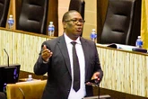 Lesufi ‘jammer’ oor krisis met kankerbehandeling in sy provinsie