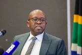 Polisiekrisis: Madlanga-kommissie soek nog na ’n lokaal