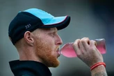 Engelse kaptein los drank om vinniger van besering te herstel