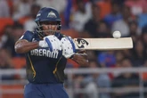 Mumbai Indians skakel Gujarat Titans uit