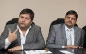 ‘Sportsakke, tasse vol Gupta-omkoopgeld’: Klagstaat wei uit oor Transnet-hoës se beweerde rol