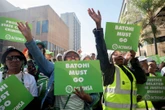 Kubayi wil met ActionSA praat ná betoging oor NVG voor haar kantoor