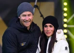Meghan wys video waarin sy en Harry in hospitaal dans