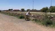 Groen Skerpioene ontbied oor rou riool, vullis in kanaal in Kimberley