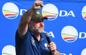 2026-verkiesing: DA se Odendaal kan sinkende NMB red – Steenhuisen