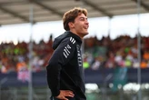 Russell verwag om by Mercedes aan te bly ondanks gerugte oor Verstappen