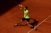 Man beweer tennisster Tsitsipas se gesinshond het hom aangeval