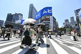 Erge hittegolf tref Japan; inwoners gewaarsku teen hitte-uitputting