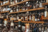 Chinees gevonnis oor vals etikette op miljoene rande se drank