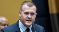 LP’s steun Cameron nadat Psira eis hy moet hom aan sitting onttrek