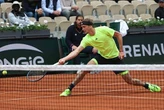 Ek is nie Djoko of Rafa nie, erken Zverev ná hy 2de ronde in Parys haal