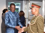 Lang lys ministers en adjunkte is saam met Paul Mashatile in Frankryk