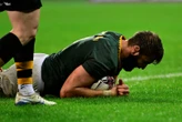 Rassie se Bokke neem groot tree in rigting van dáárdie ontwykende sege
