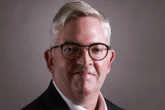 Bankbaas met R119 m. vergoed na Nedbank hom by Absa steel