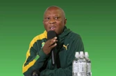 James Moloi bly in ASA se warmste stoel ná week vol drama