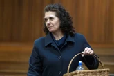 Vroedvrou: Ouma vertel pasgebore baba was pap, bewegingloos