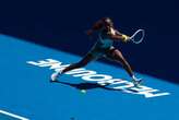 Gauff oorleef toets van kampioene op Melbourne Park