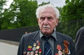 David Dushman, last surviving Auschwitz liberator, dies aged 98