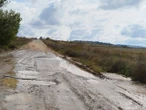 Boere, inwoners omgekrap oor bouwerk aan ‘swakste pad’ in die Vrystaat wat steeds sloer