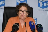 Staat behoort politieke partye ten volle te finansier, sê Godongwana