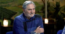 Radioman Nic de Jager kuier by Rian van Heerden: ‘Ek is nou stil in die water’