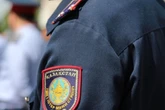 В Жетысу мать, избившую и привязавшую ребенка к батарее, поместили в ИВС