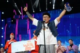 Певец из Казахстана стал победителем конкурса «Новая волна 2025»