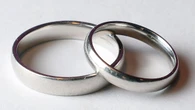 Couples’ frustration over continued wedding restrictions