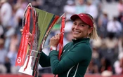 Emma Raducanu denied first ever grass title as Donna Vekic claims Queen's Club crown