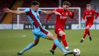 Evans agrees new Scunthorpe deal