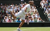 Wimbledon qualifying suspended as extreme heat 'wreaks havoc'